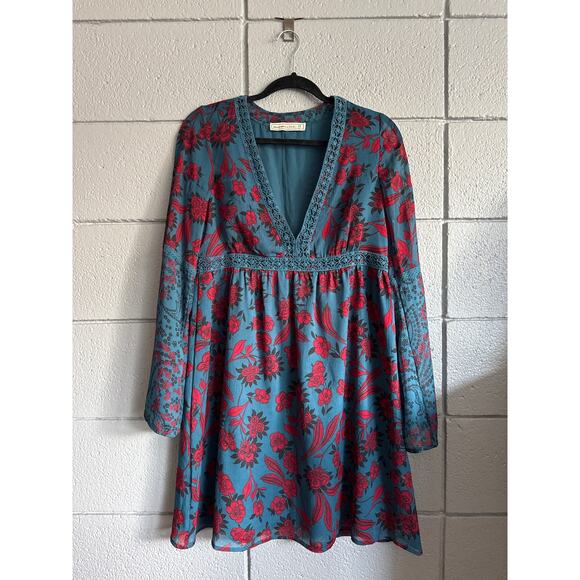 Women's Abercrombie & Fitch Bell Sleeve V-Neck Bohemian Floral Dress size M - Picture 3 of 5